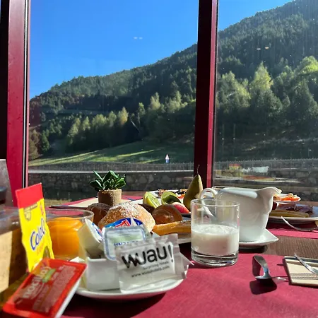 Hotel Wuau! Galanthus & Canillo