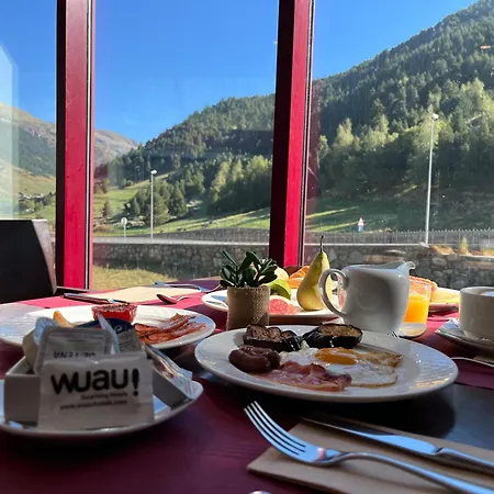 Hotel Wuau! Galanthus & 4*