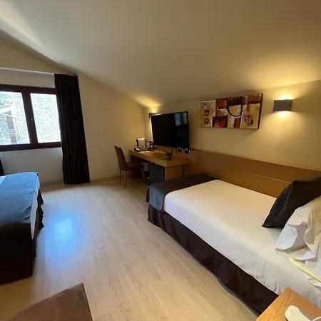 Hotel Wuau! Galanthus & 4*